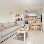 Luxury Beachfront 度假居 沃洛斯