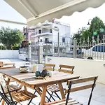 Luxury Beachfront 沃洛斯